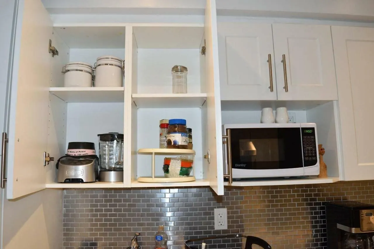 2690 Danforth Avenue Aparment A Lejlighed Toronto
